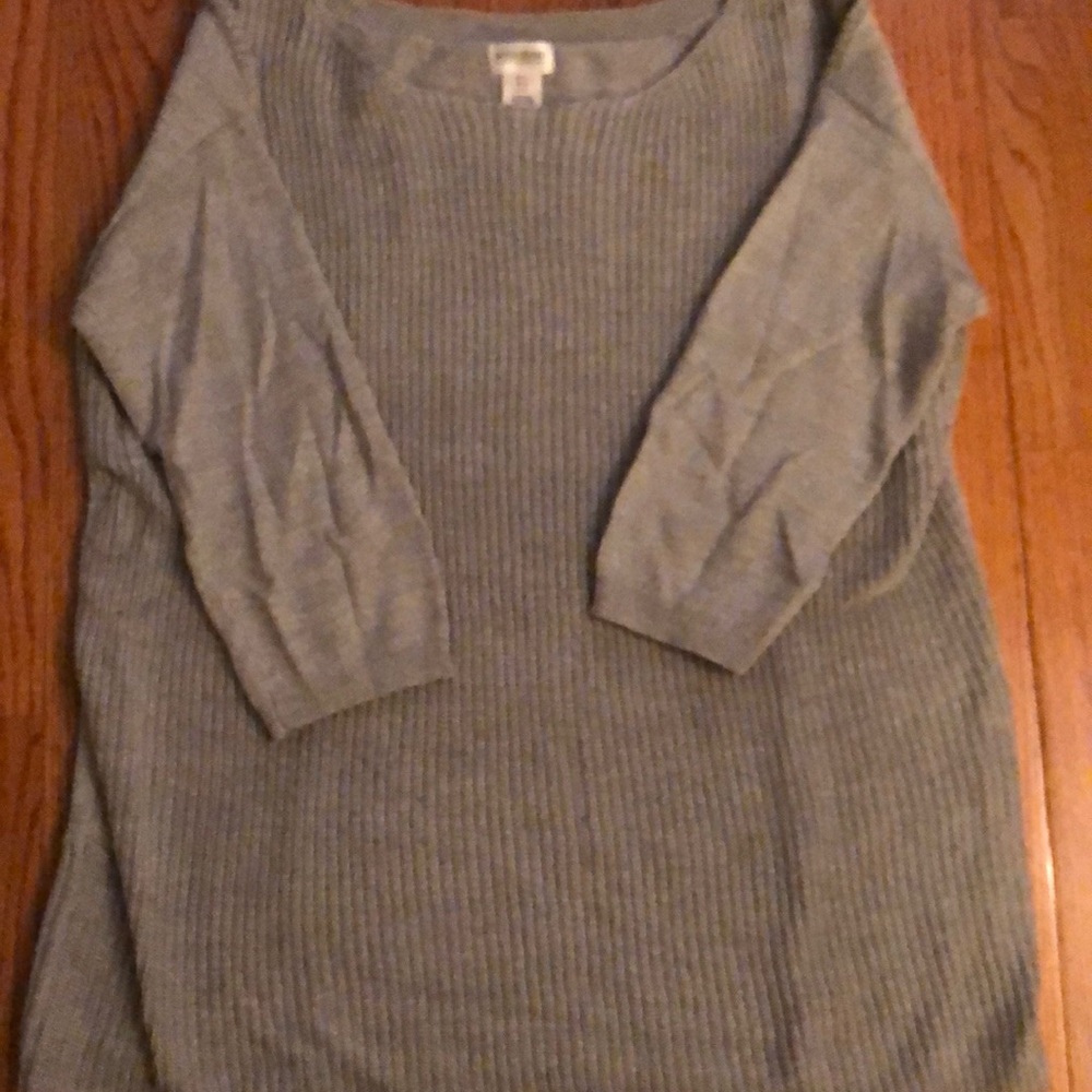 Silver 3/4 length maternity sweater